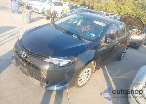 2018 Toyota Corolla Le z USA, uszkodzony, nr VIN 5YFBURHE6JP817207